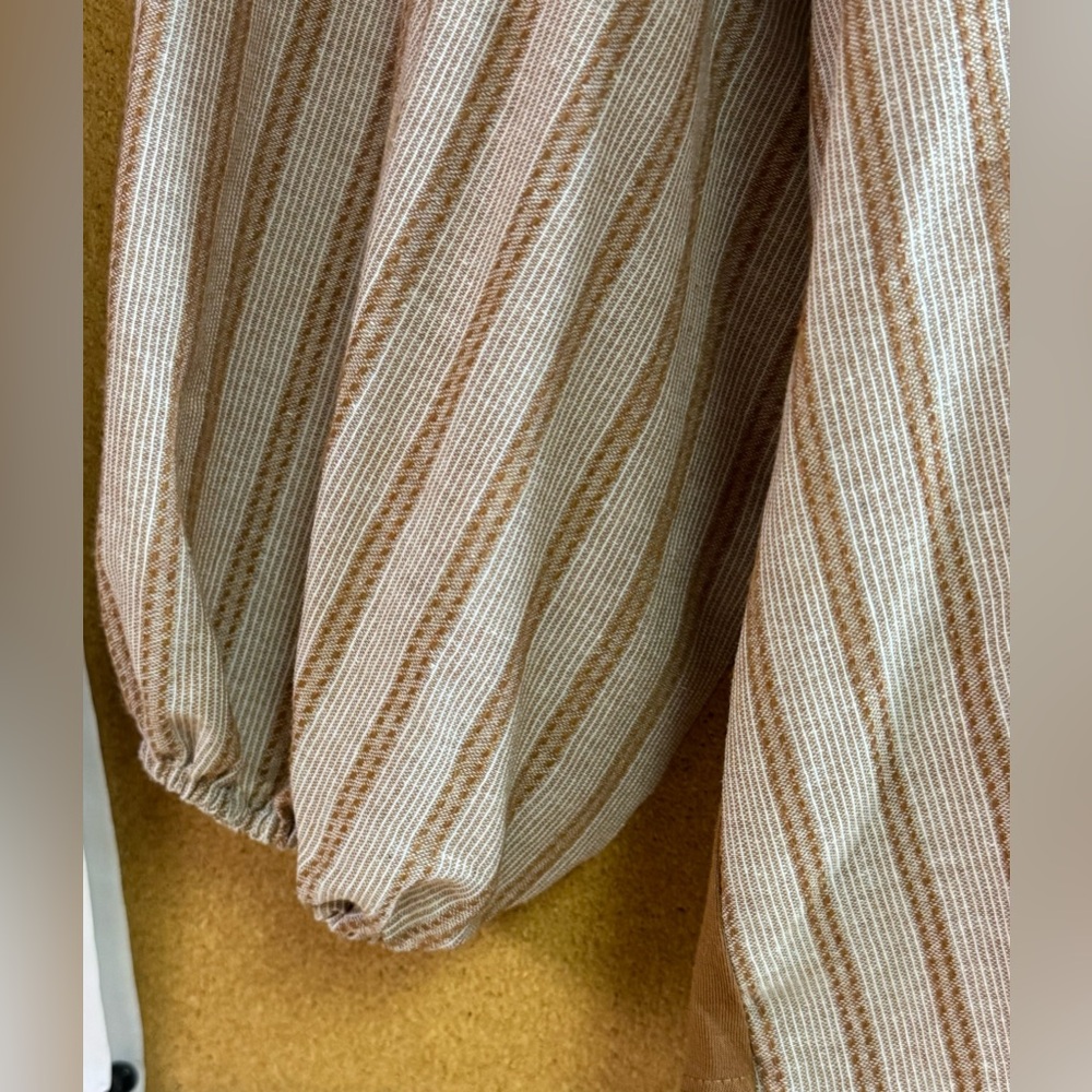 Chenault Cream and Tan Striped Peasant Blouse XL - Picture 3 of 5